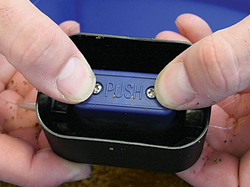 Preston Elasticated Flat Method Feeder - X Large Terminal Tackle 5 Preston Elasticated Flat Method Feeder - X Large Terminal Tackle - Image 5