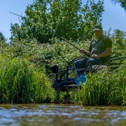 Preston Edge Monster 10m Margin Pole Poles & Whips -Outlet Preston Store preston edge monster 10m margin pole 2 1 1