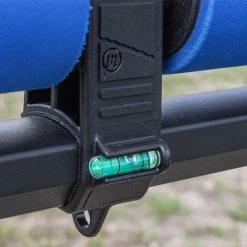 Preston Inception Flat Pole Roller XL Pole Support -Outlet Preston Store preston inception flat roller close up spirit level 1