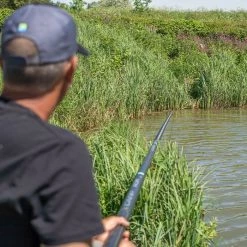 Preston Superium Carp 16m Fishing Pole Poles & Whips -Outlet Preston Store preston superium carp 16m pole in use 1